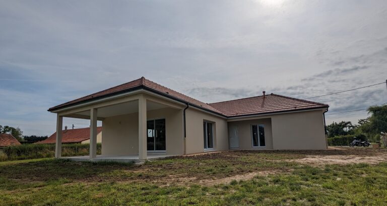 Livraison d'une Maison neuve en Saône-et-Loire Bourgogne Bâtir à Sainte Croix en Bresse